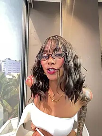 LizStorm_