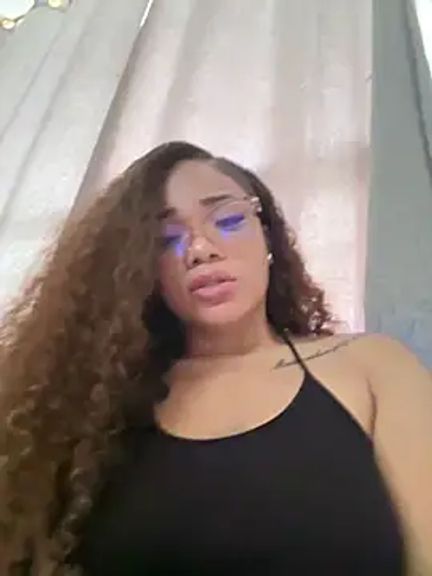 ashley_Tompson1