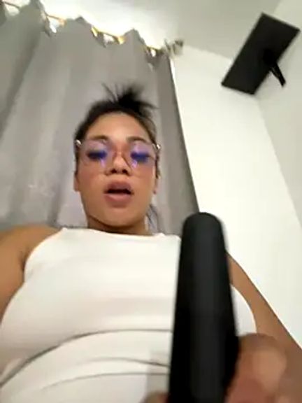 ashley_Tompson1
