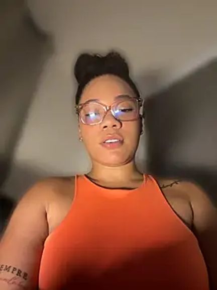 ashley_Tompson1