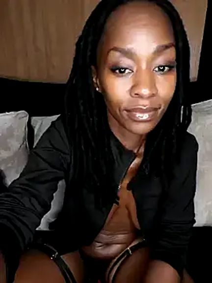 chocolatehotwife