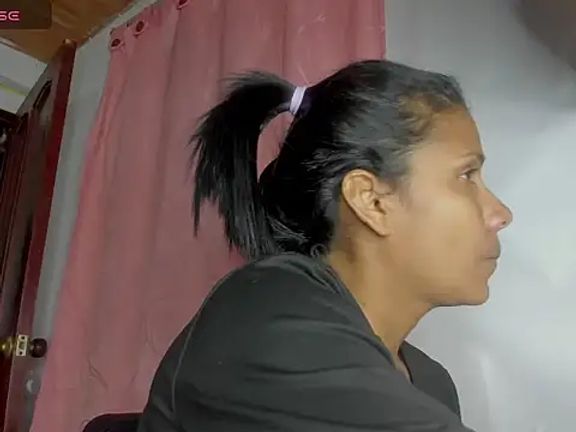 NENITA_HOTT