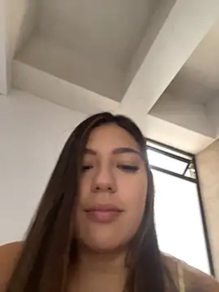 Latina_vanessa