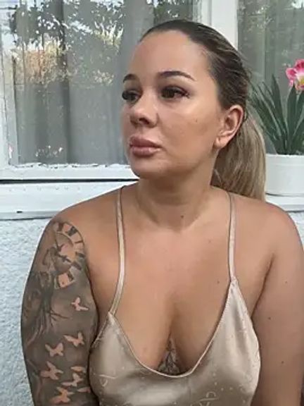 xXBigPeachBunnyxXx