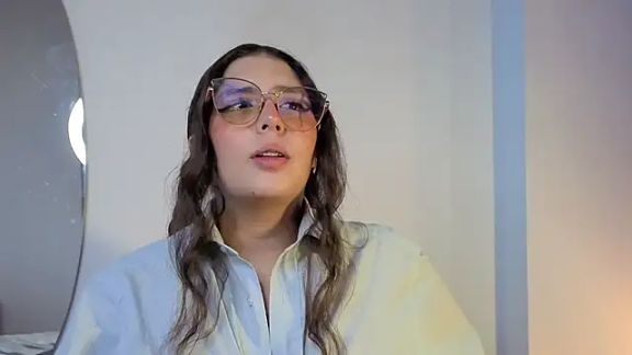 Paola_Lyon_