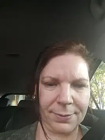 PlayfulcurvyyMilf