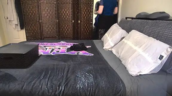PlayfulcurvyyMilf
