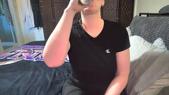 PlayfulcurvyyMilf
