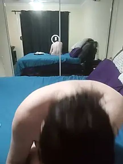 AussieMilf76