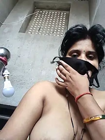 Sexy_khushi19