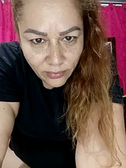 SluttyMilf79