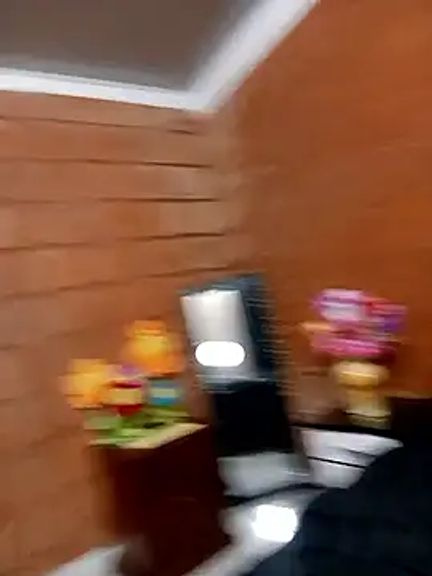 SluttyMilf79