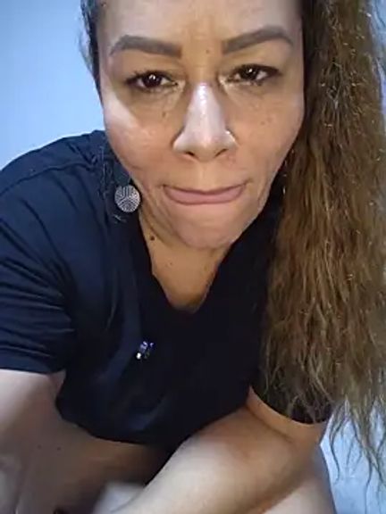 SluttyMilf79