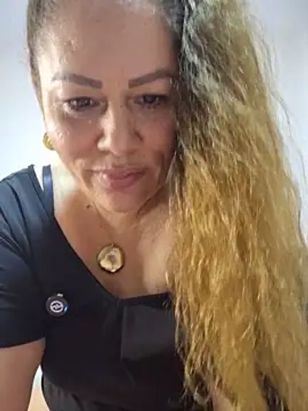 SluttyMilf79