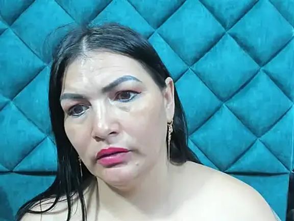 PENELOPELEWISs