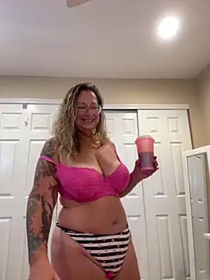Aleesa_milfxo