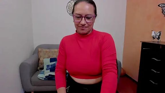 scarlet_wet