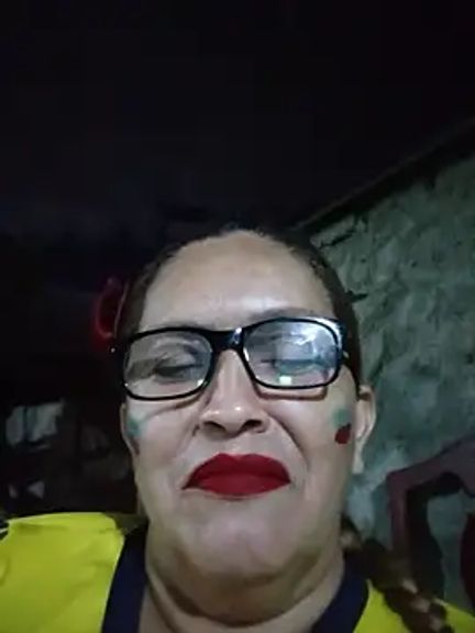 MOTHER_AND_SON09