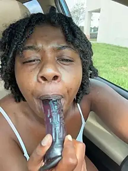 Ebony_Queeen