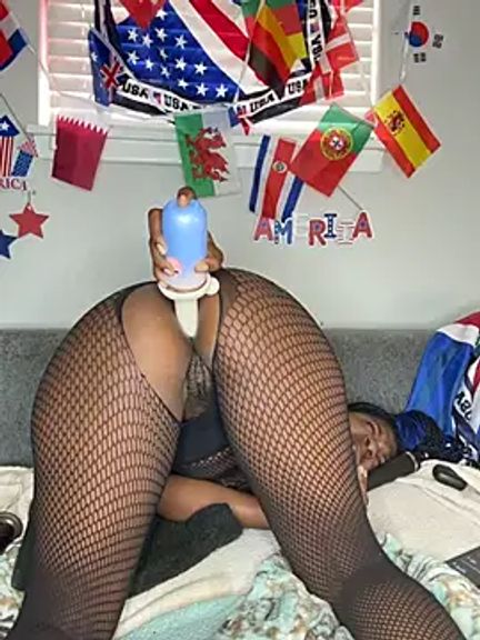 Ebony_Queeen