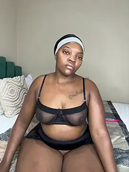Bootylexy20