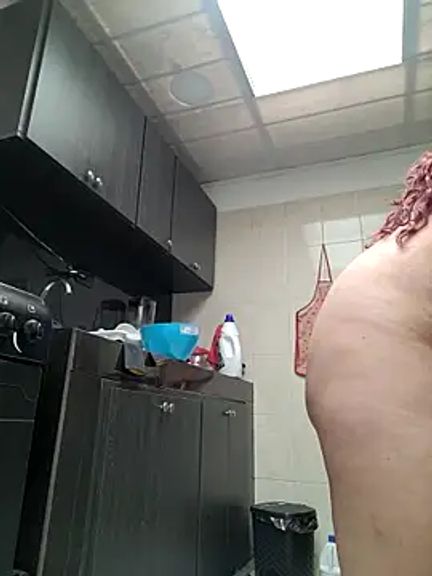 Scarlet_curly8a