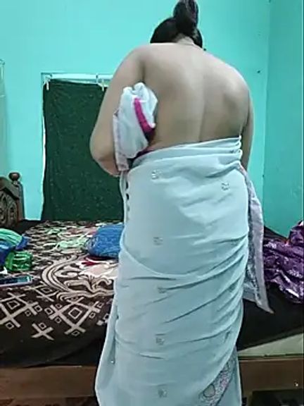 Ramya-hot-gueen