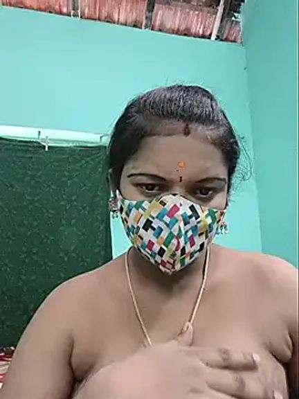 Ramya-hot-gueen