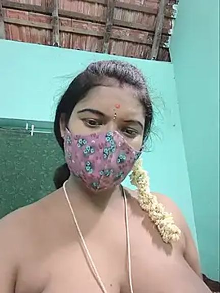 Ramya-hot-gueen