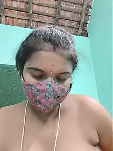 Ramya-hot-gueen