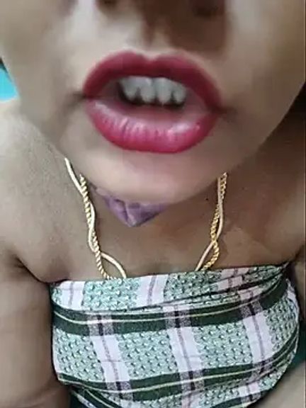 Ramya-hot-gueen