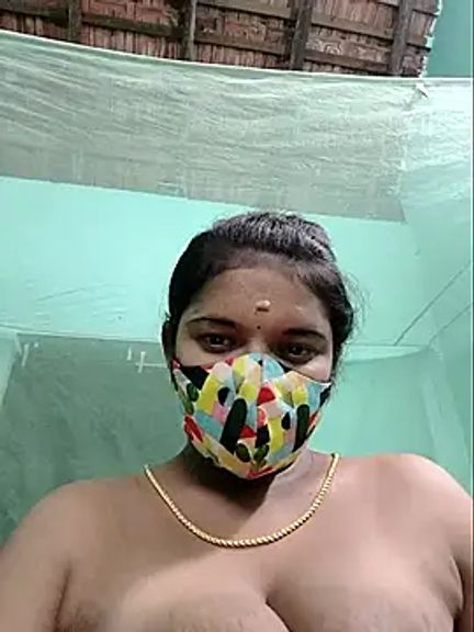 Ramya-hot-gueen