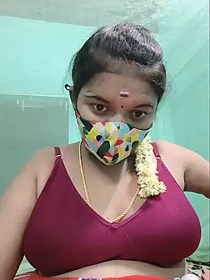 Ramya-hot-gueen