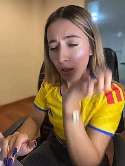 kloe__t18
