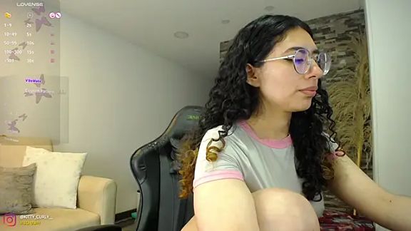 Kitty__Curly