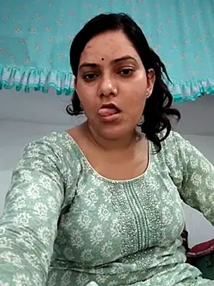 Anushka_Singh0