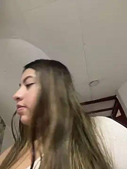 Emiily_joee_
