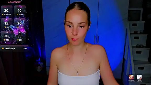 Maddy_Wood_