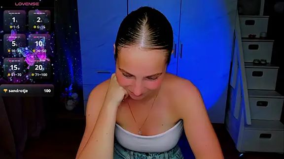 Maddy_Wood_