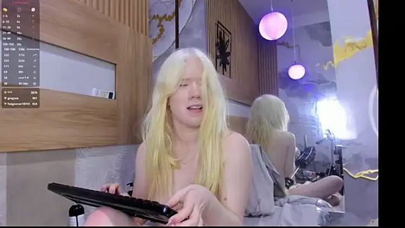 Elif_blond
