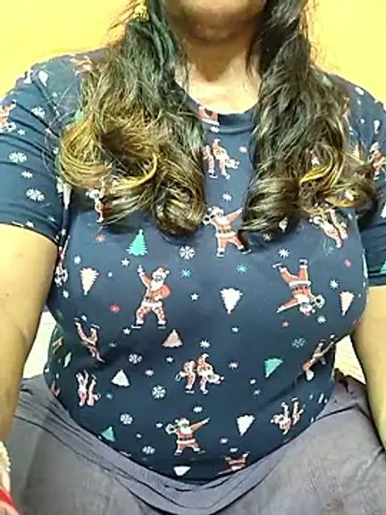 AAROHI-HOT