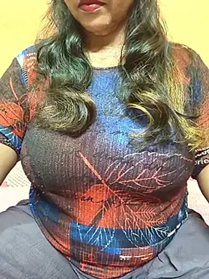 AAROHI-HOT