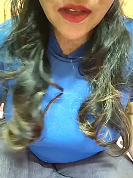 AAROHI-HOT