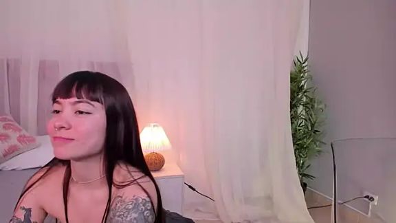 Lia_Sweett_