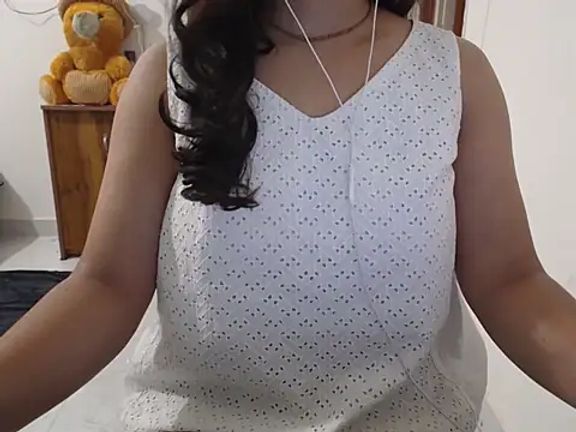 Prisha_Naughtyy