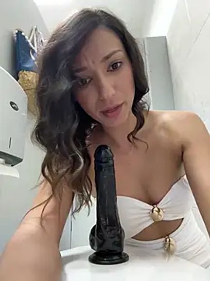_MiaQueen_