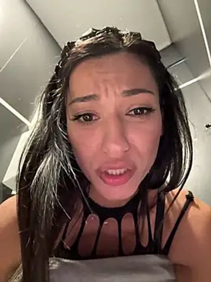 _MiaQueen_