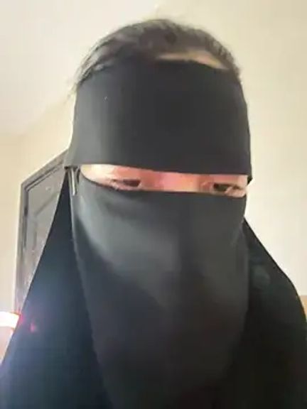 hot_yaldiz