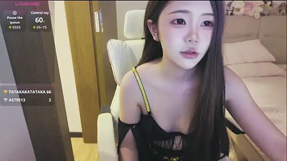 Jolie-22