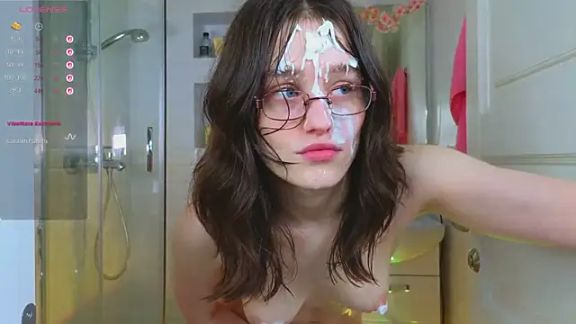 Mia_Mia_M